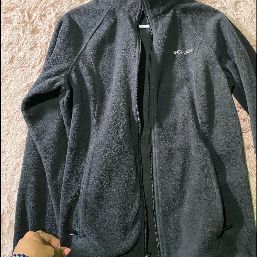 Columbia sweater